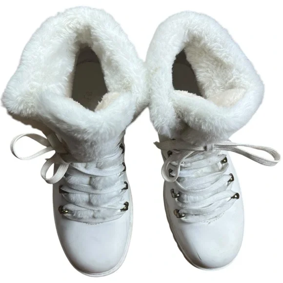 BAMBOO White Lace-Up Fur Winter Boots - Picture 8 of 10
